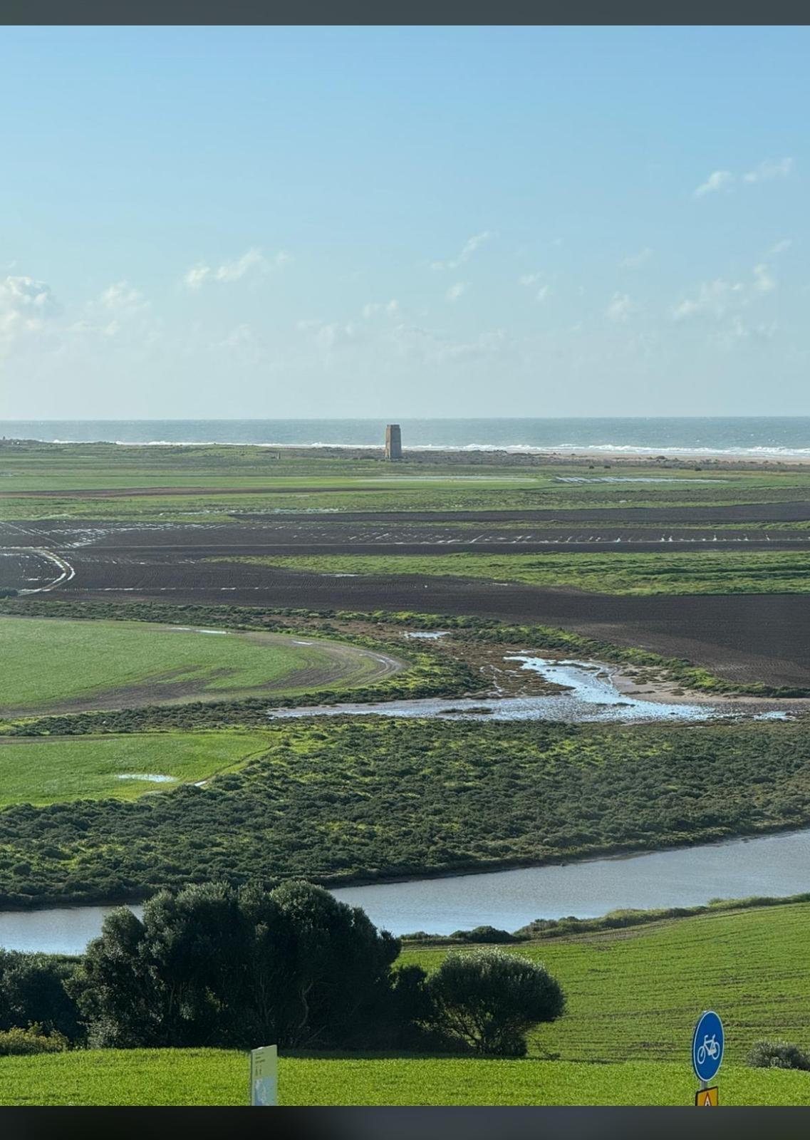 Adosado con jardín y piscina en Conil de la Frontera – A 5 min de la playa