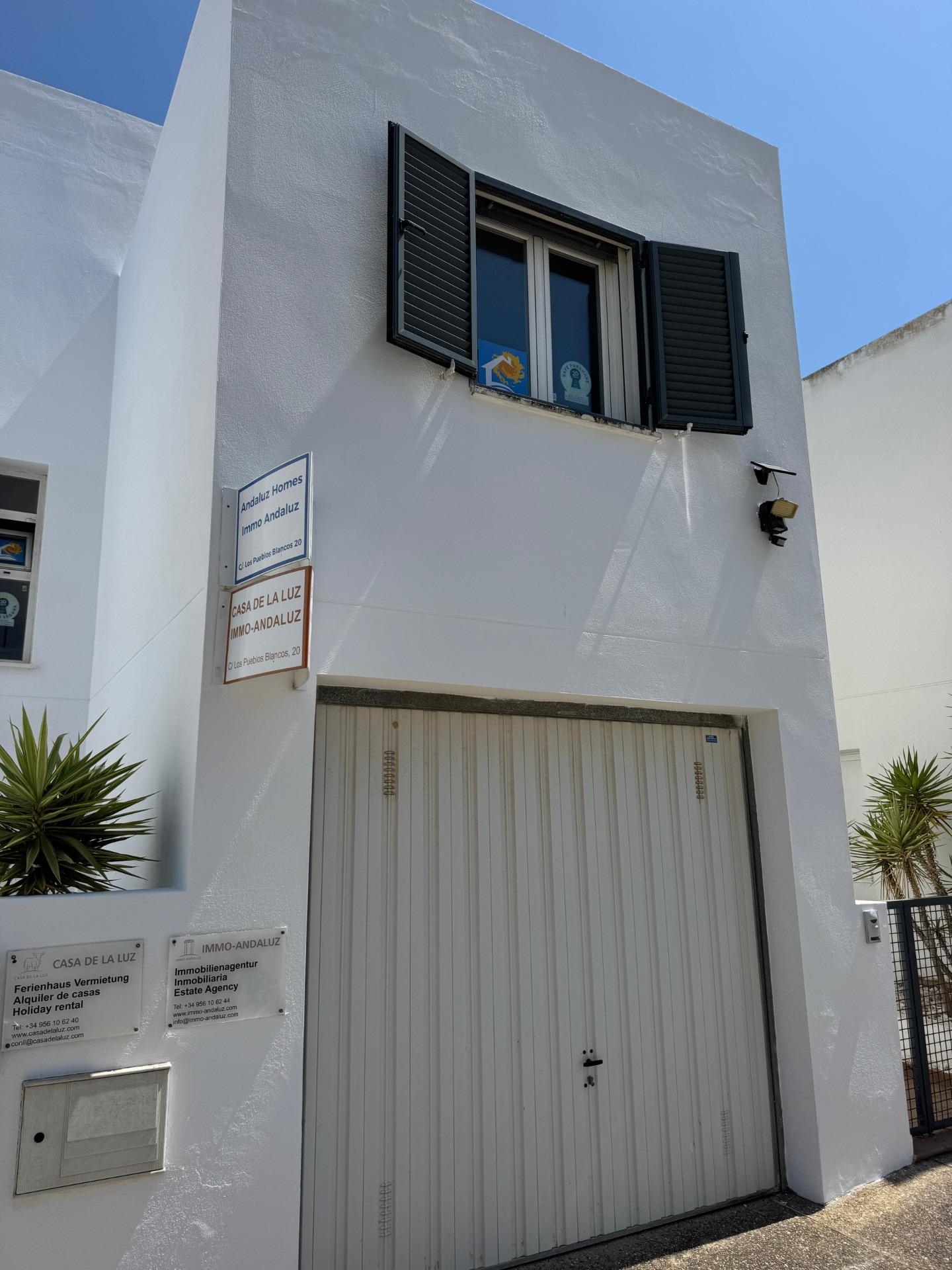 Adosado con jardín y piscina en Conil de la Frontera – A 5 min de la playa