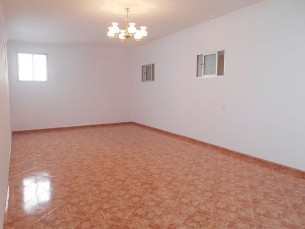 CASA REFORMADA EN EL CENTRO DE 500M2 DISPONE DE DOS LOCALES.