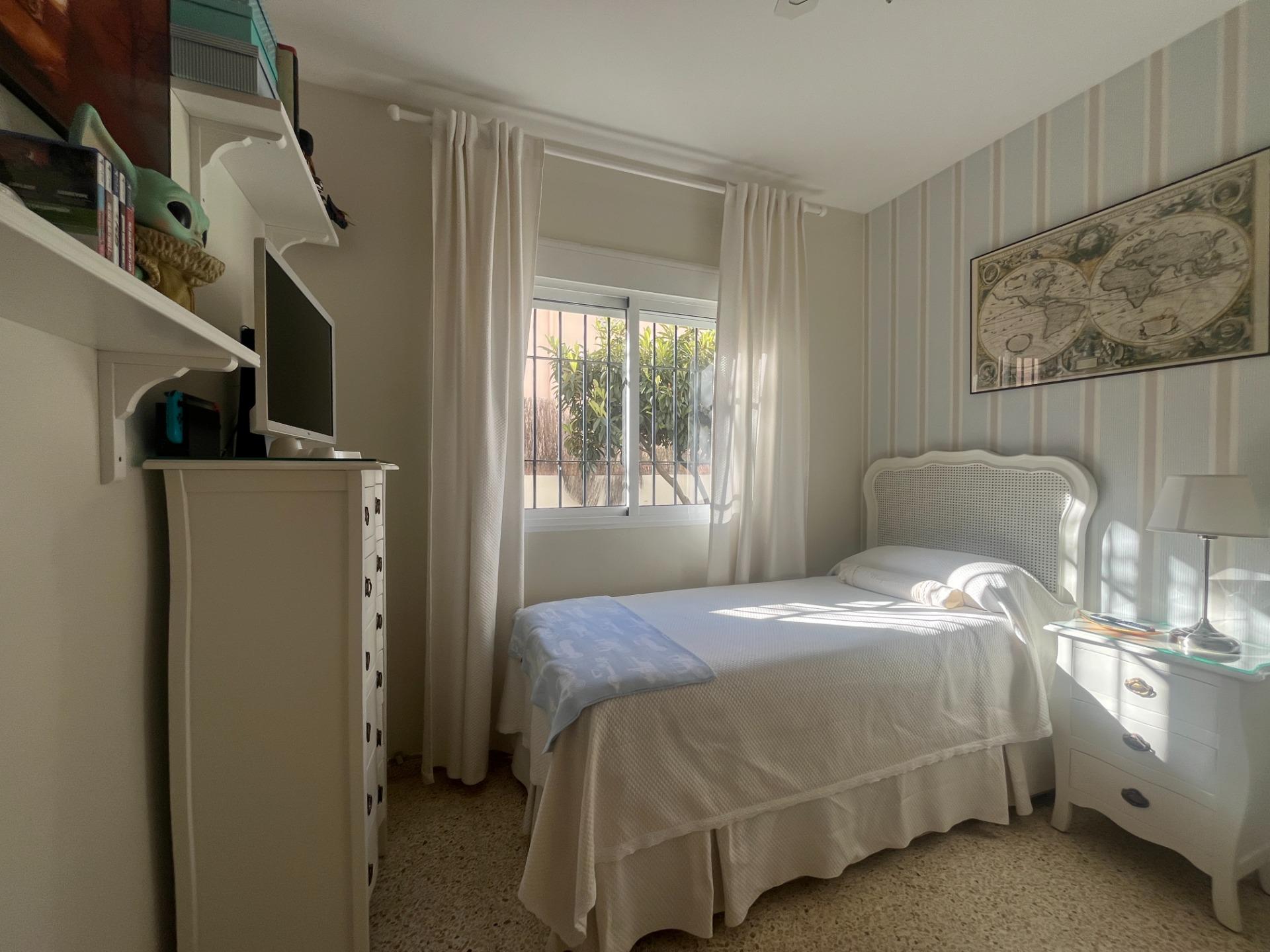 ESPECTACULAR PISO PARA ENTRAR A VIVIR EN ZONA NORTE EN JEREZ DE LA FRONTERA