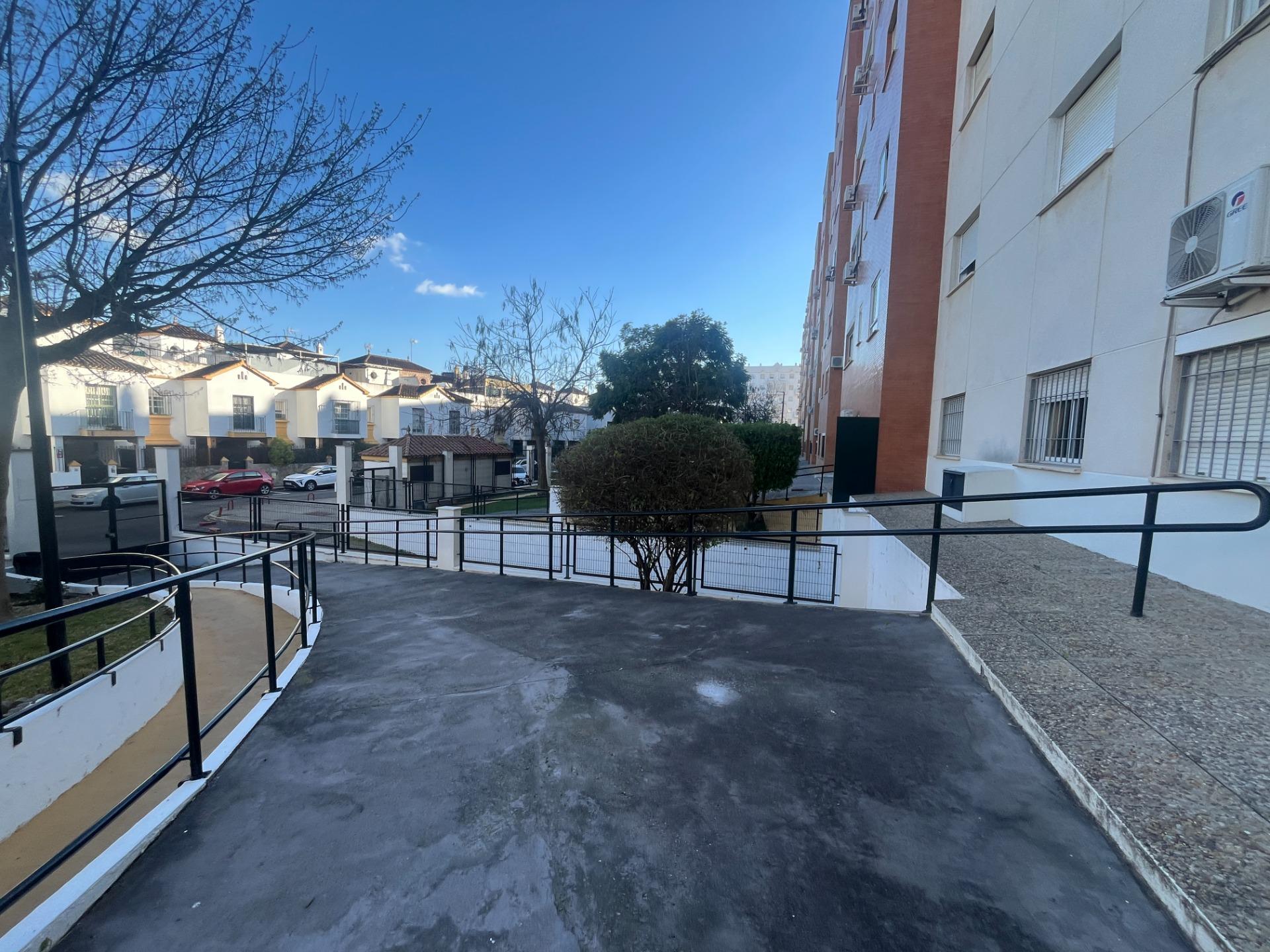 ESPECTACULAR PISO PARA ENTRAR A VIVIR EN ZONA NORTE EN JEREZ DE LA FRONTERA