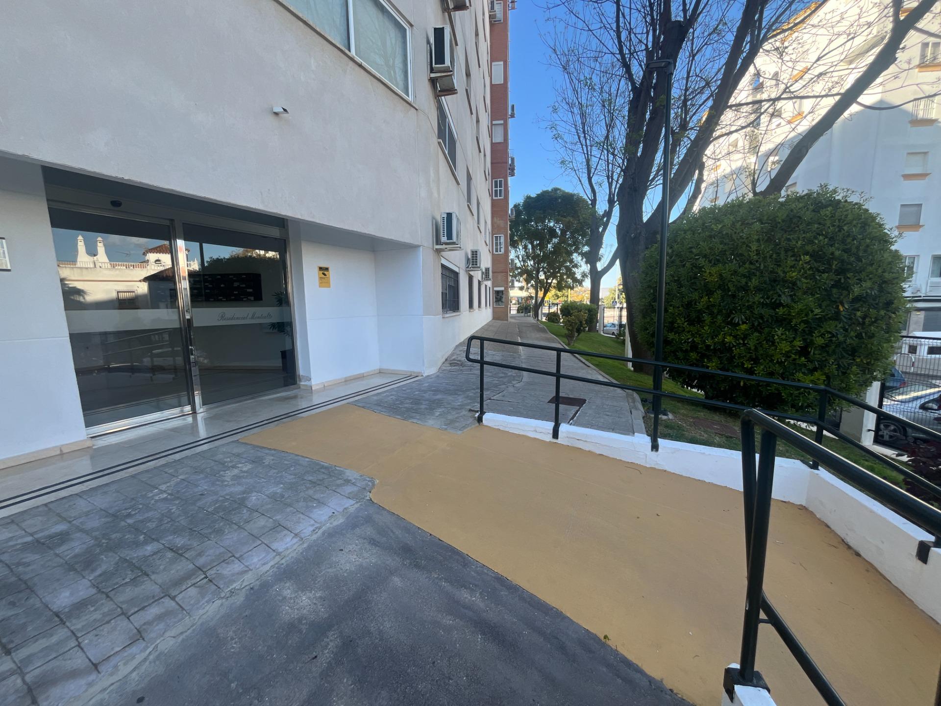 ESPECTACULAR PISO PARA ENTRAR A VIVIR EN ZONA NORTE EN JEREZ DE LA FRONTERA