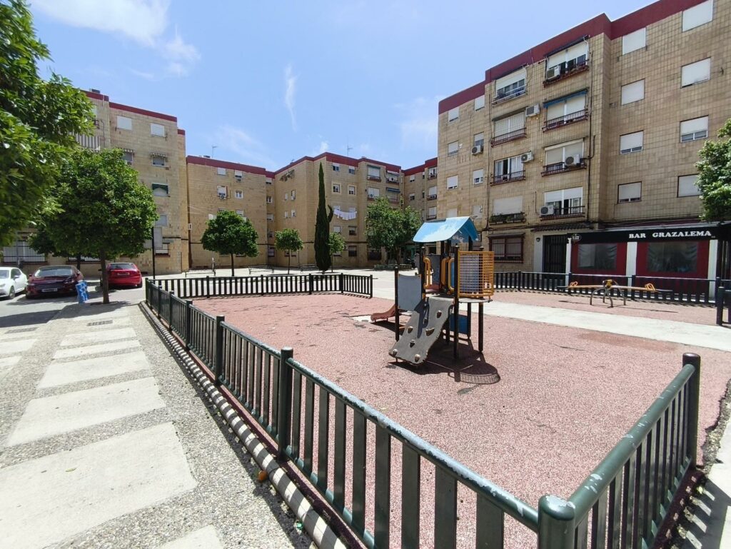 ESTUPENDO PISO A LA VENTA EN LA GRANJA