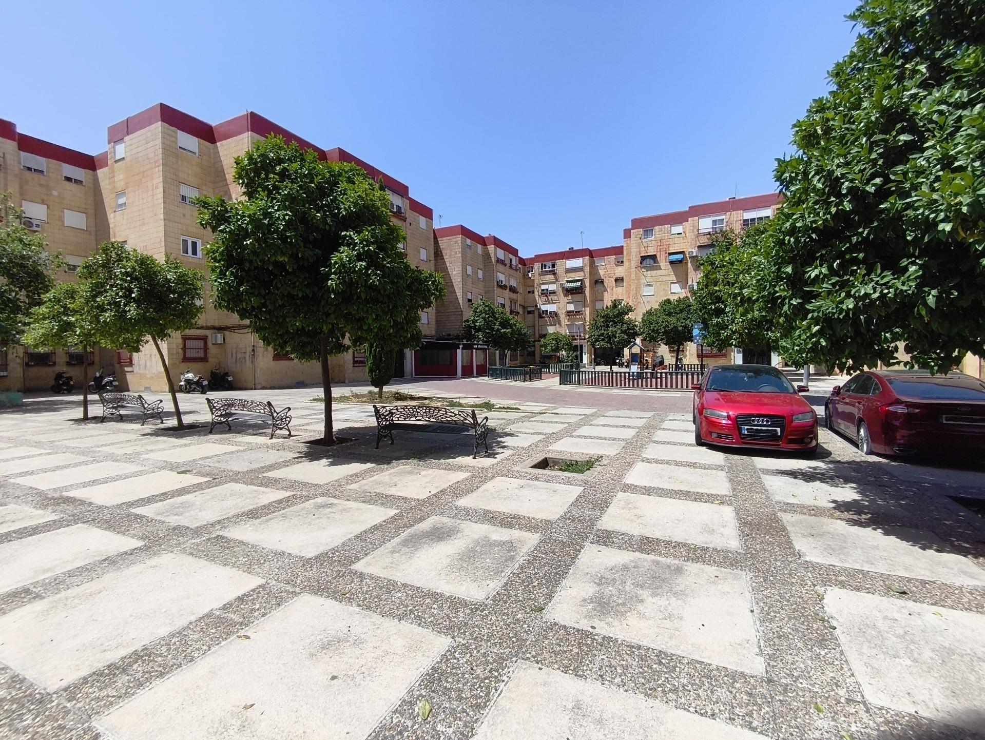 ESTUPENDO PISO A LA VENTA EN LA GRANJA
