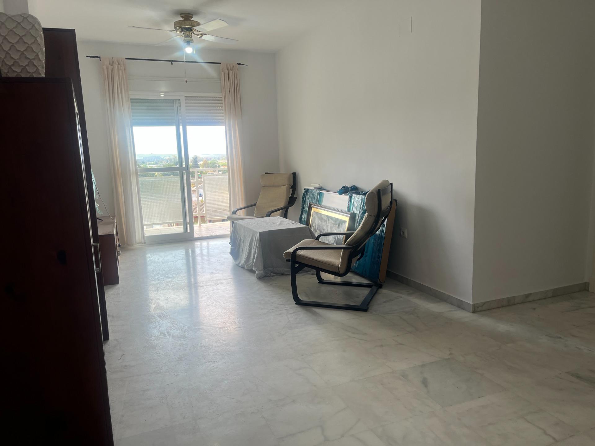 PISO  DE TRES DORMITORIOS EN POZO ALBERO CON PARKING Y TRASTERO LISTO PARA ENTRAR A VIVIR