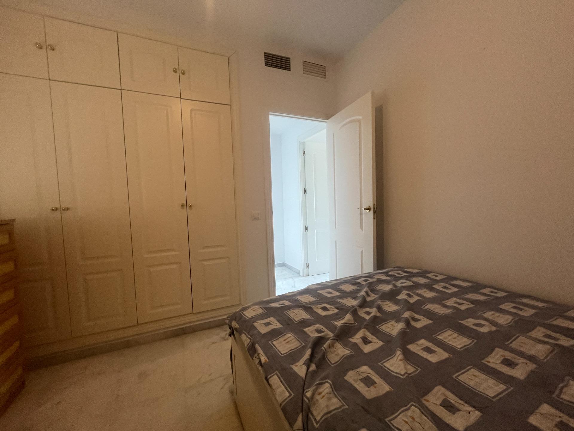 PISO  DE TRES DORMITORIOS EN POZO ALBERO CON PARKING Y TRASTERO LISTO PARA ENTRAR A VIVIR