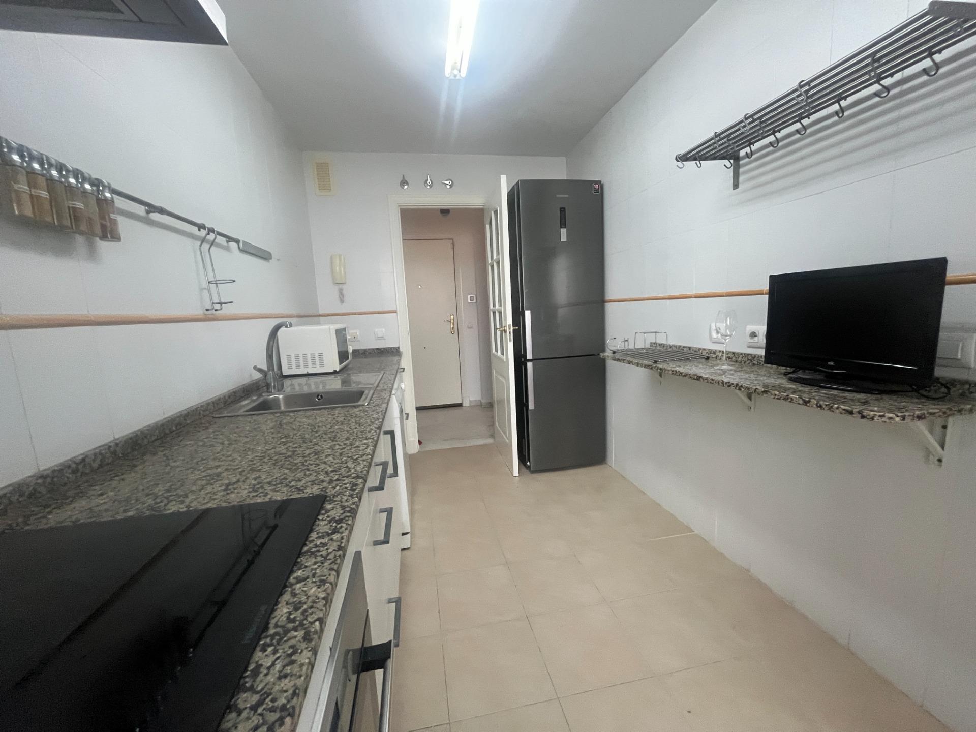 PISO  DE TRES DORMITORIOS EN POZO ALBERO CON PARKING Y TRASTERO LISTO PARA ENTRAR A VIVIR
