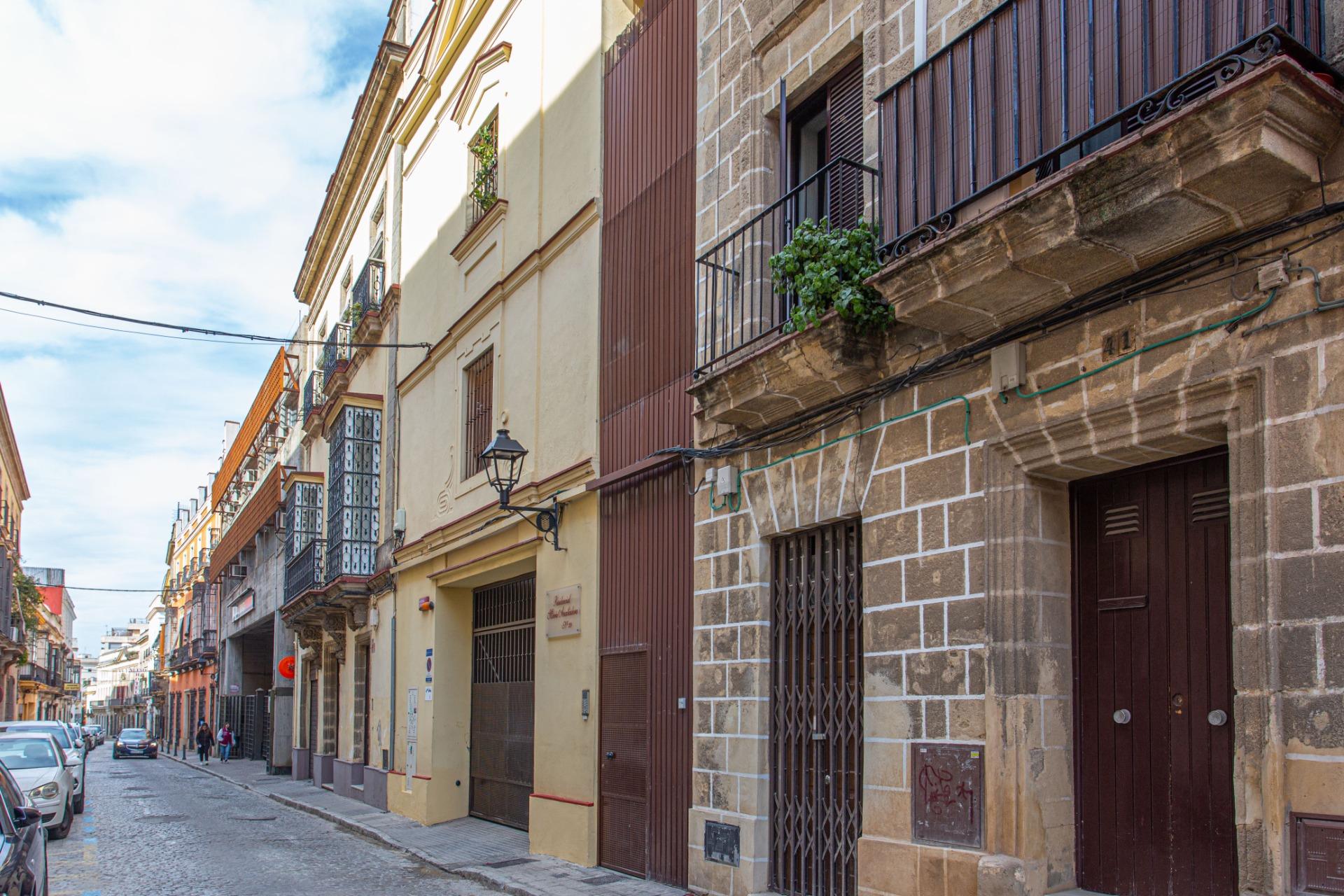 PISO EN PLENO CENTRO