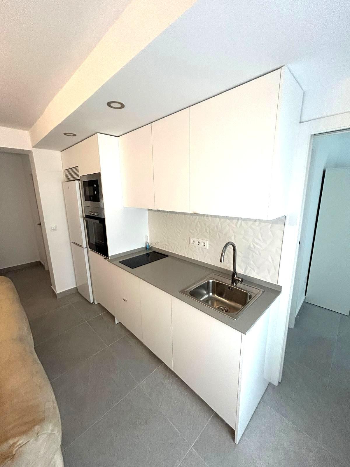 PISO EN VENTA AMUEBLADO EN PLENO CENTRO