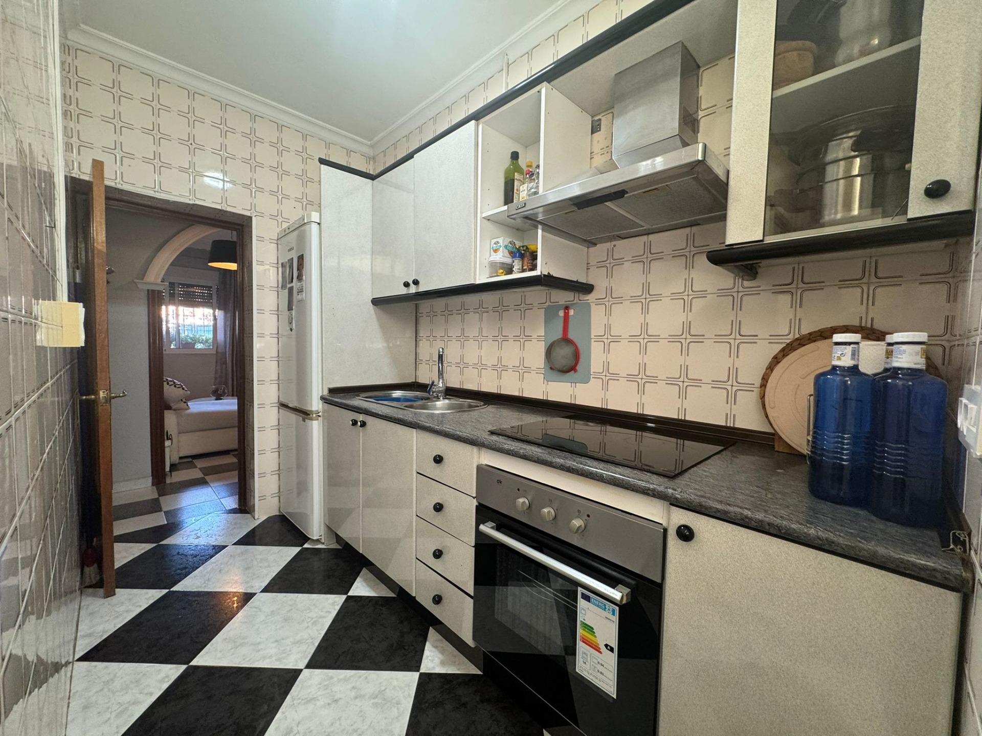SE VENDE PISO EN PLANTA BAJA EN LA ASUNCION