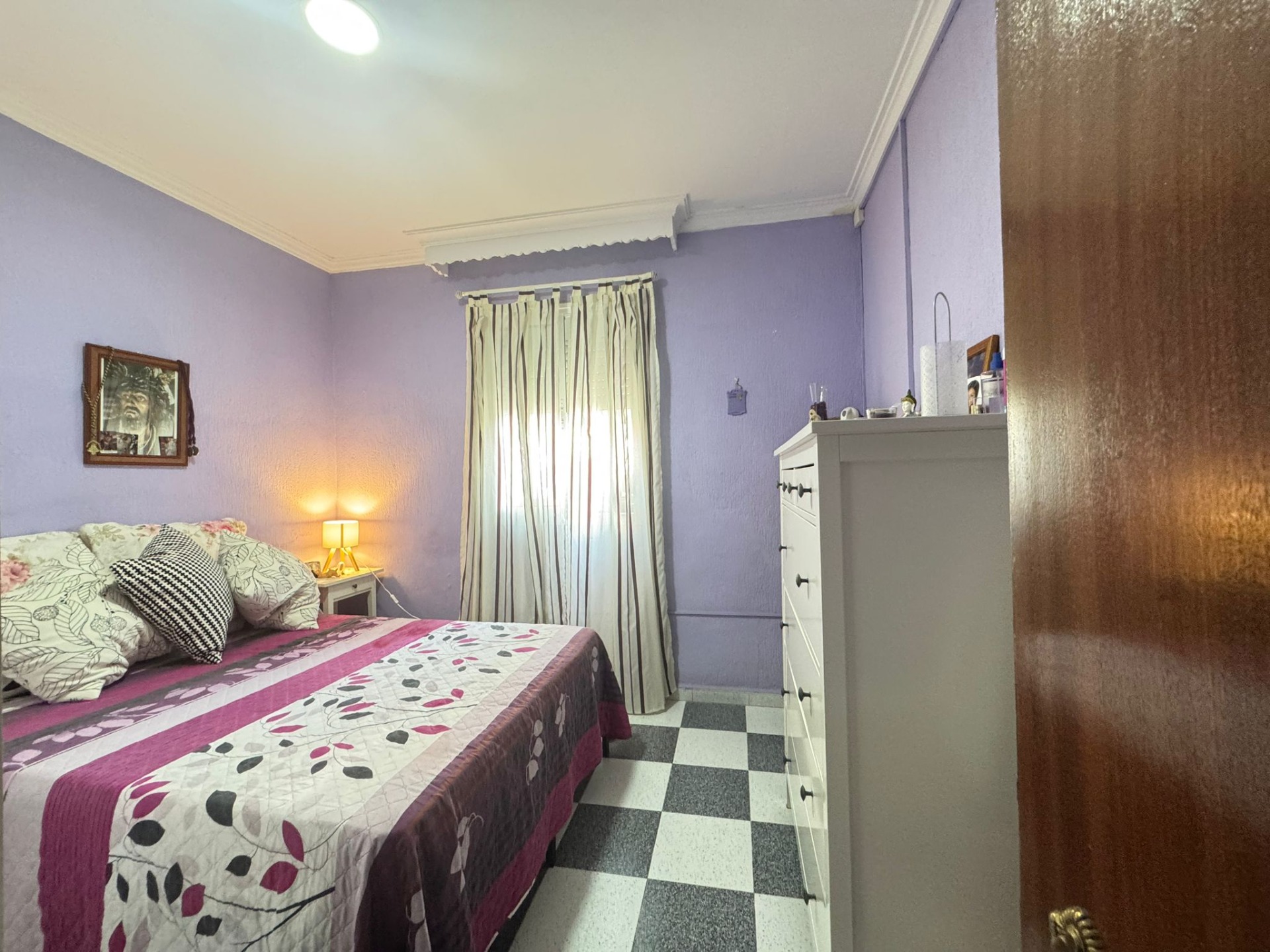 SE VENDE PISO EN PLANTA BAJA EN LA ASUNCION