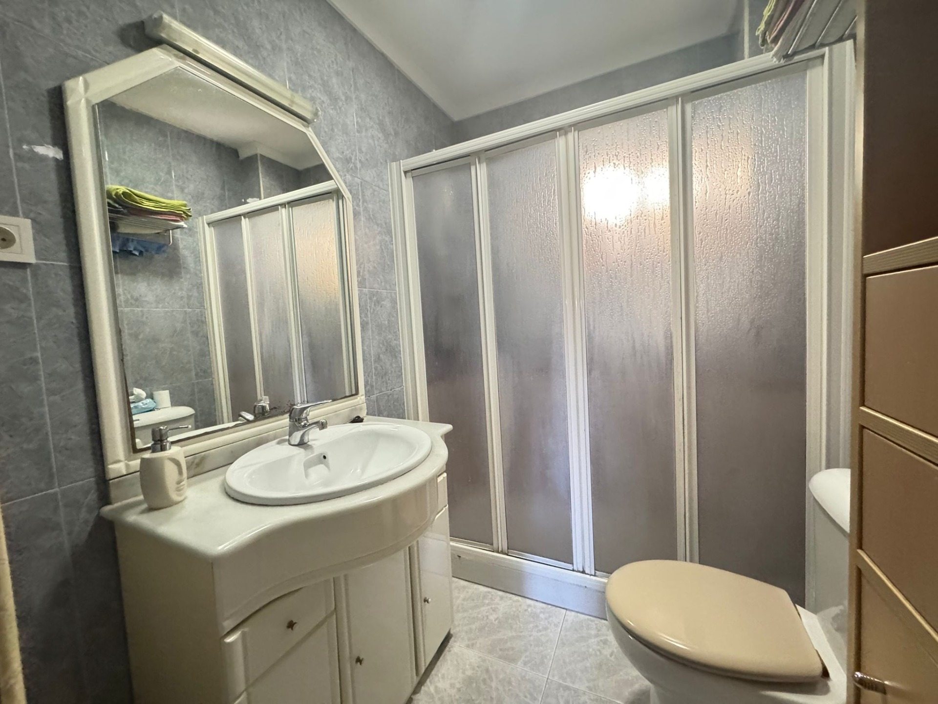 SE VENDE PISO EN PLANTA BAJA EN LA ASUNCION