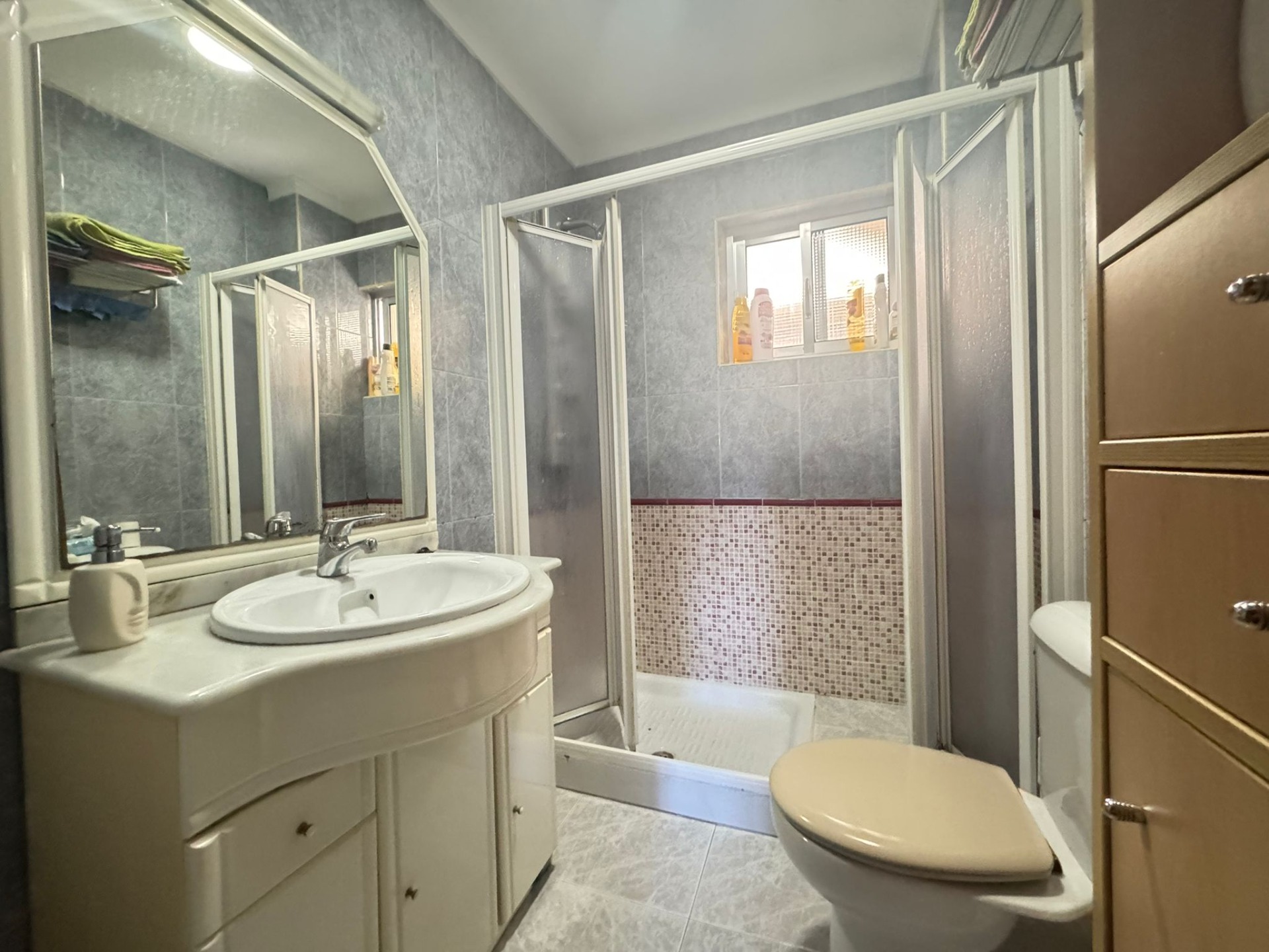 SE VENDE PISO EN PLANTA BAJA EN LA ASUNCION