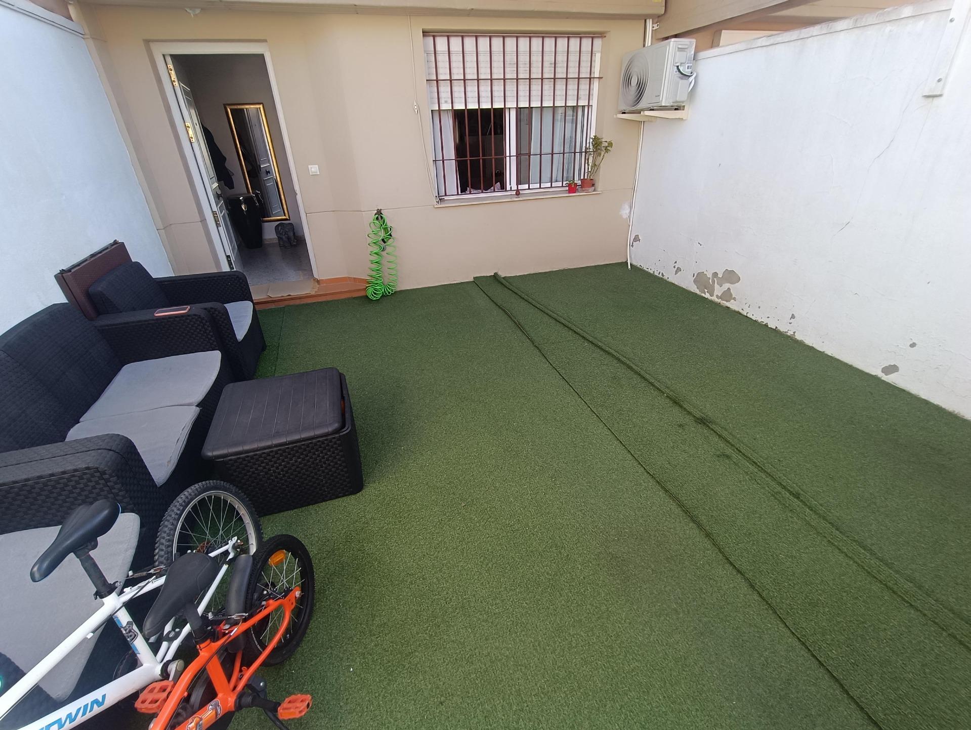 ADOSADO EN VENTA EN PICADUEÑA
