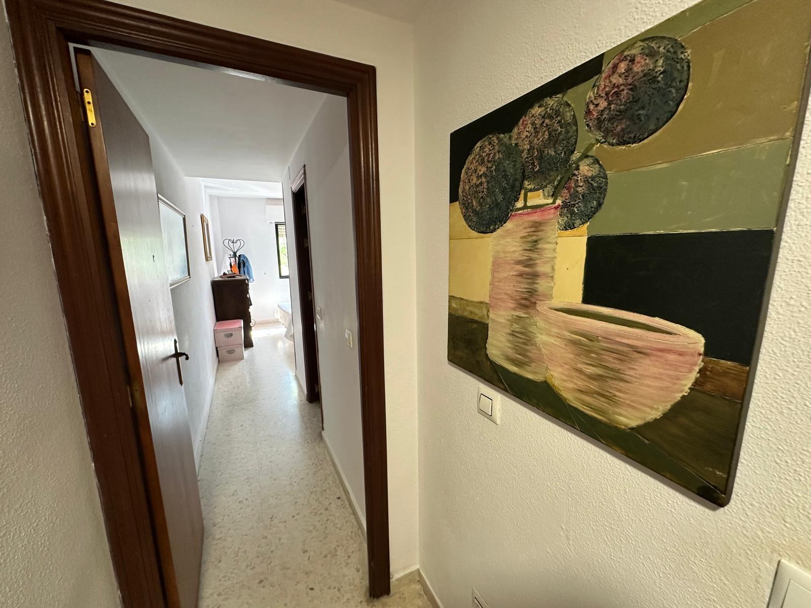 AMPLIO PISO CON PATIO Y TERRAZA EN AVENIDA PUERTA DEL SUR
