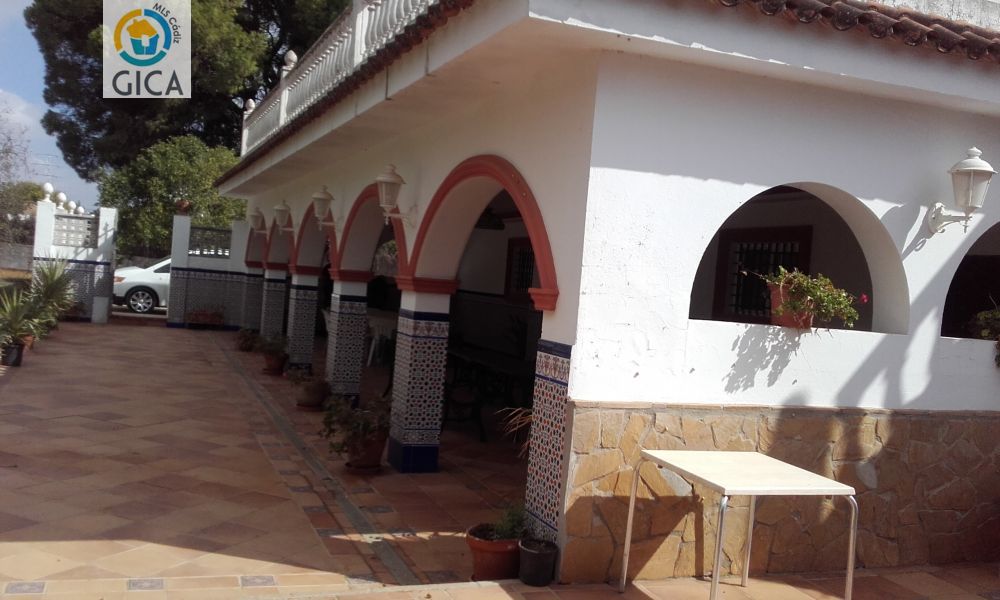 Casa chalet rustica en la zona de Cartuja a 5 mn de jerez
