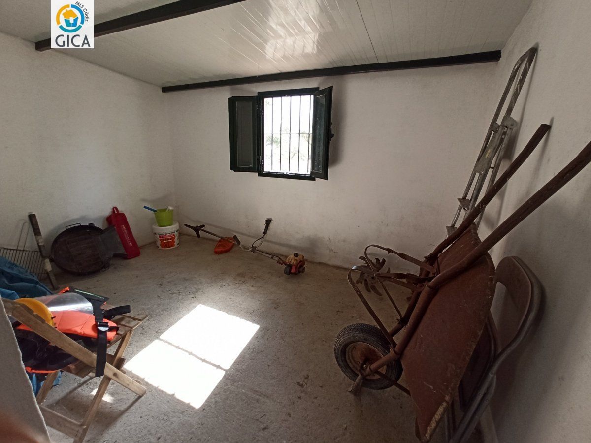 CASA CON PARCELA EN LA SIERRA DE CADIZ -EL BOSQUE
