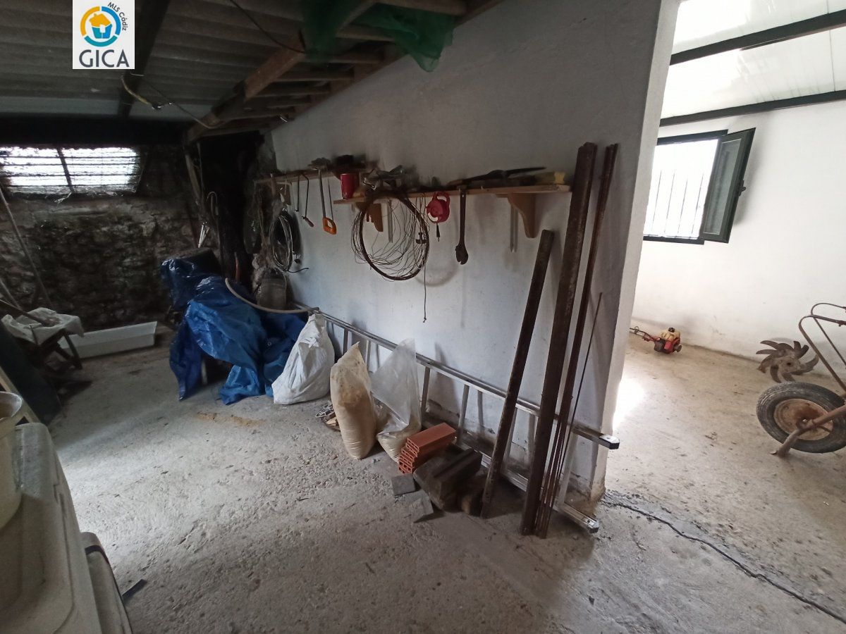 CASA CON PARCELA EN LA SIERRA DE CADIZ -EL BOSQUE