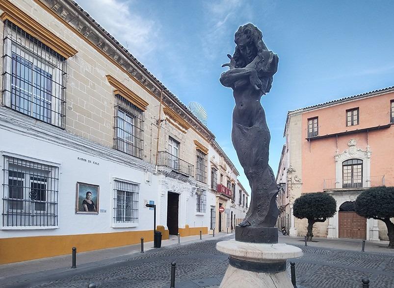 CASA PARA REFORMAR EN PLENO CENTRO DE JEREZ