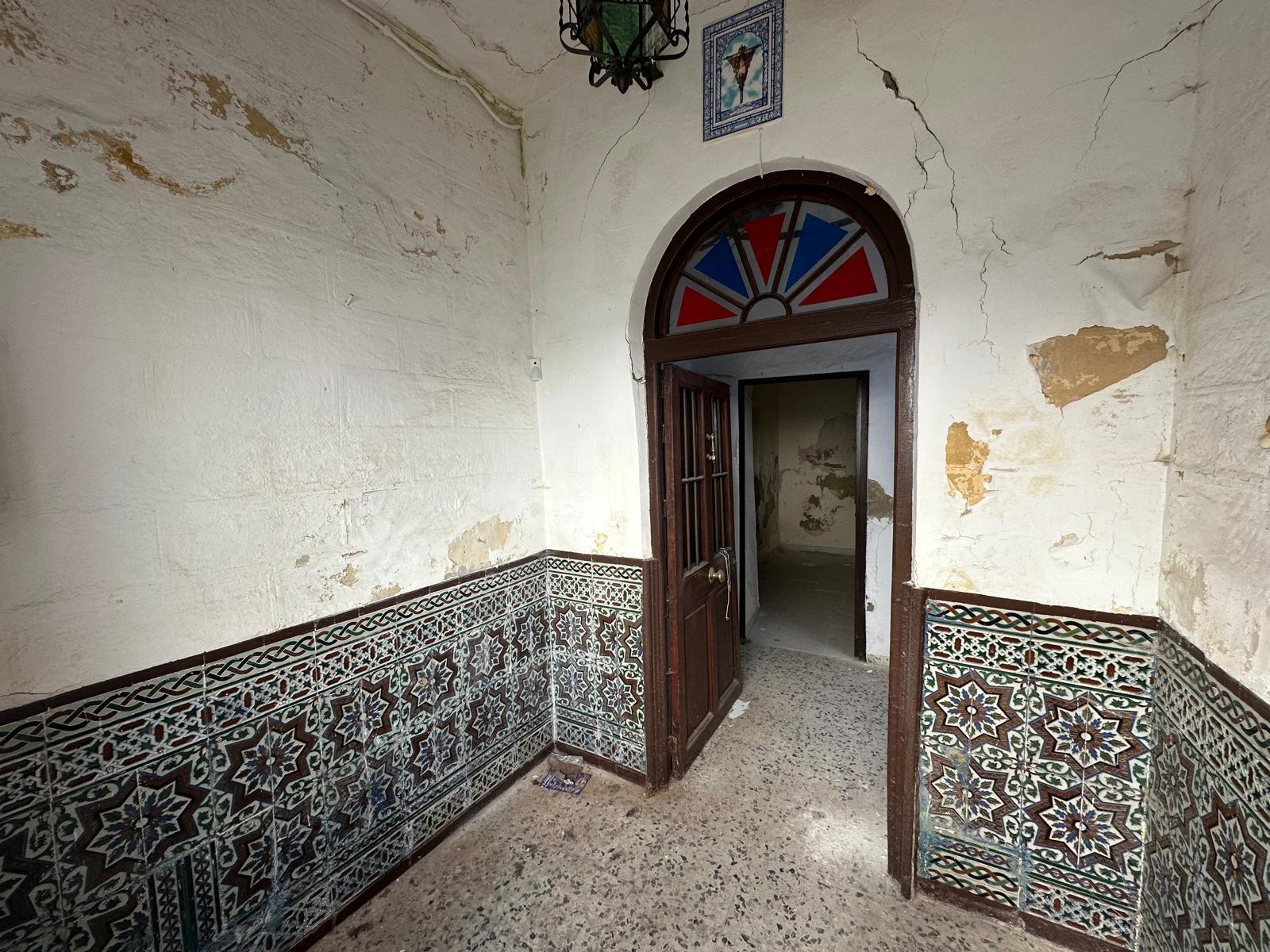 CASA PARA REFORMAR EN PLENO CENTRO DE JEREZ