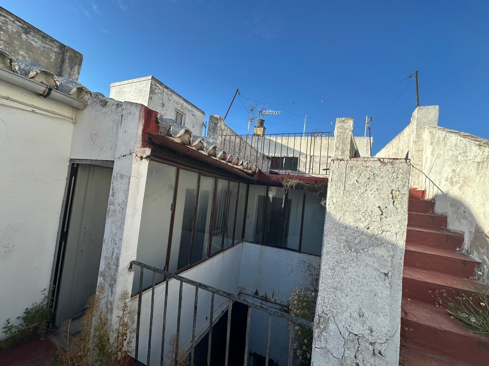 CASA PARA REFORMAR EN PLENO CENTRO DE JEREZ