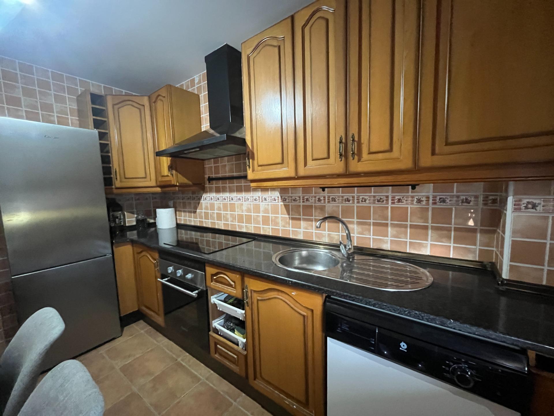 DUPLEX DE DOS PLANTAS CON 100 METROS DE SOTANO Y GRAN  AZOTEA