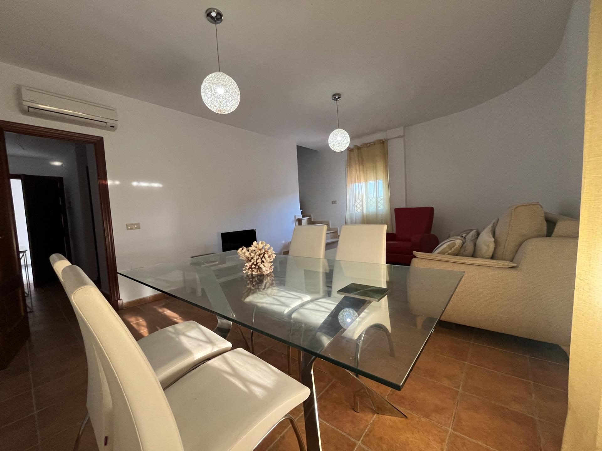 DUPLEX DE DOS PLANTAS CON 100 METROS DE SOTANO Y GRAN  AZOTEA