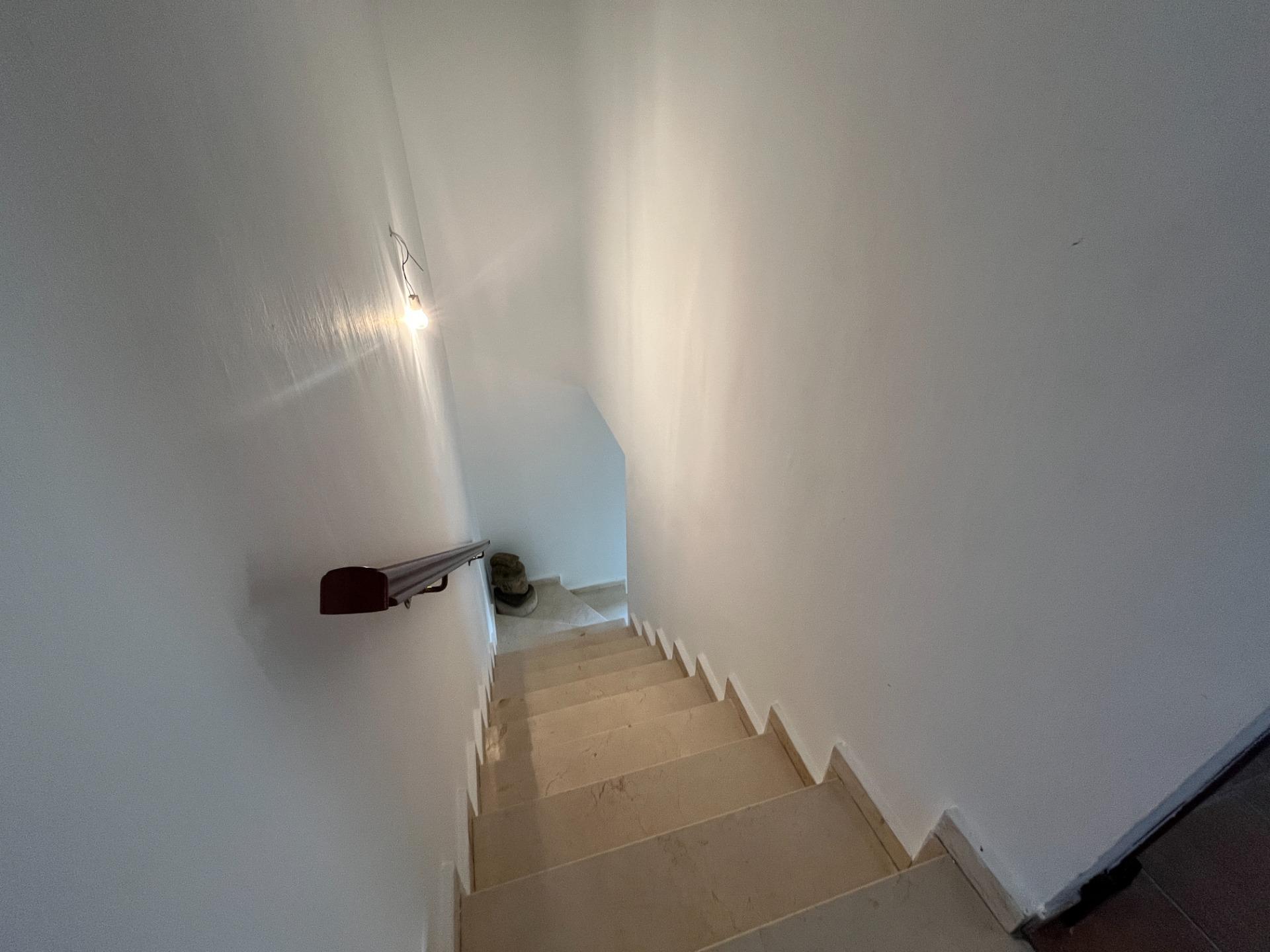 DUPLEX DE DOS PLANTAS CON 100 METROS DE SOTANO Y GRAN  AZOTEA