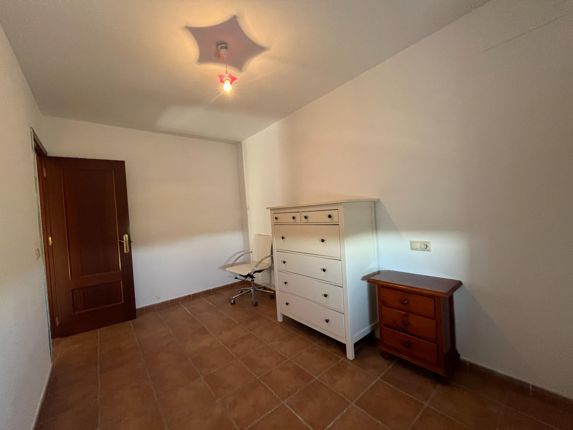 DUPLEX DE DOS PLANTAS CON 100 METROS DE SOTANO Y GRAN  AZOTEA