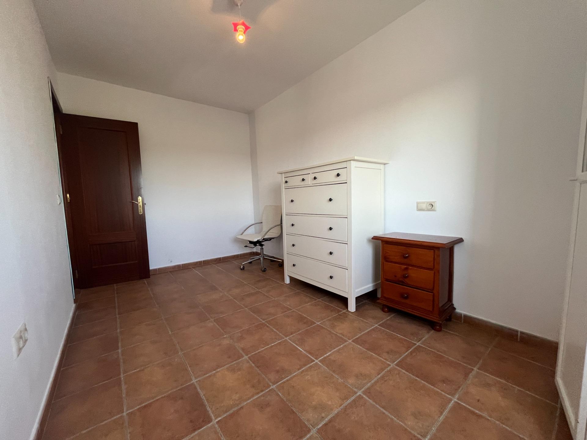 DUPLEX DE DOS PLANTAS CON 100 METROS DE SOTANO Y GRAN  AZOTEA