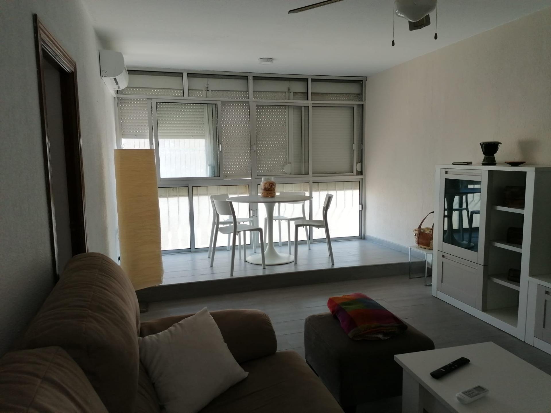 ESTUPENDO PISO REFORMADO EN LAS TORRES