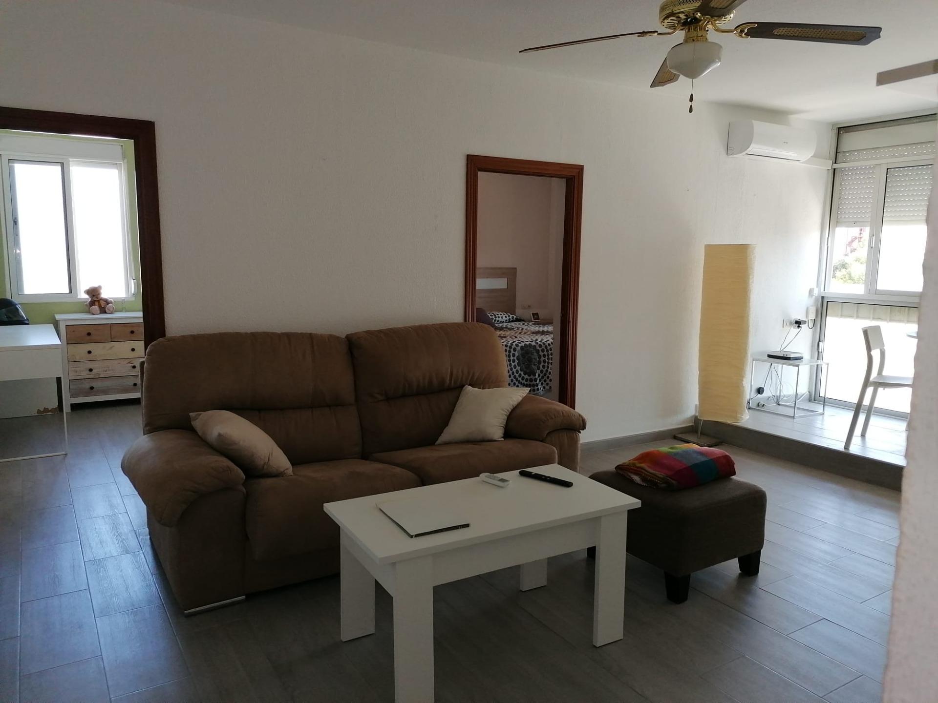 ESTUPENDO PISO REFORMADO EN LAS TORRES