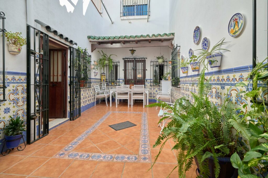 EXPECTACULAR CASA A LA VENTA EN CENTRO DE JEREZ