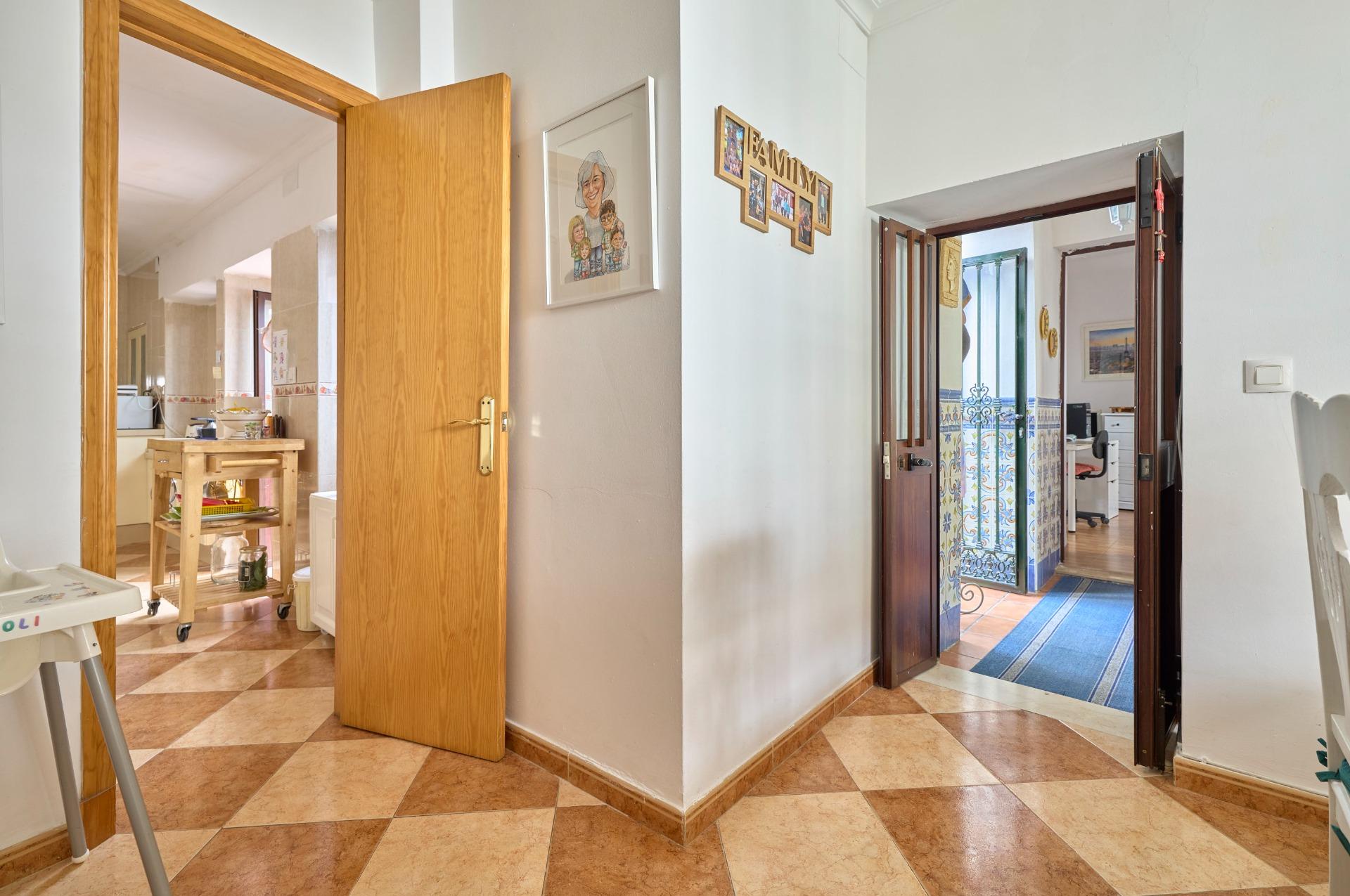 EXPECTACULAR CASA A LA VENTA EN CENTRO DE JEREZ