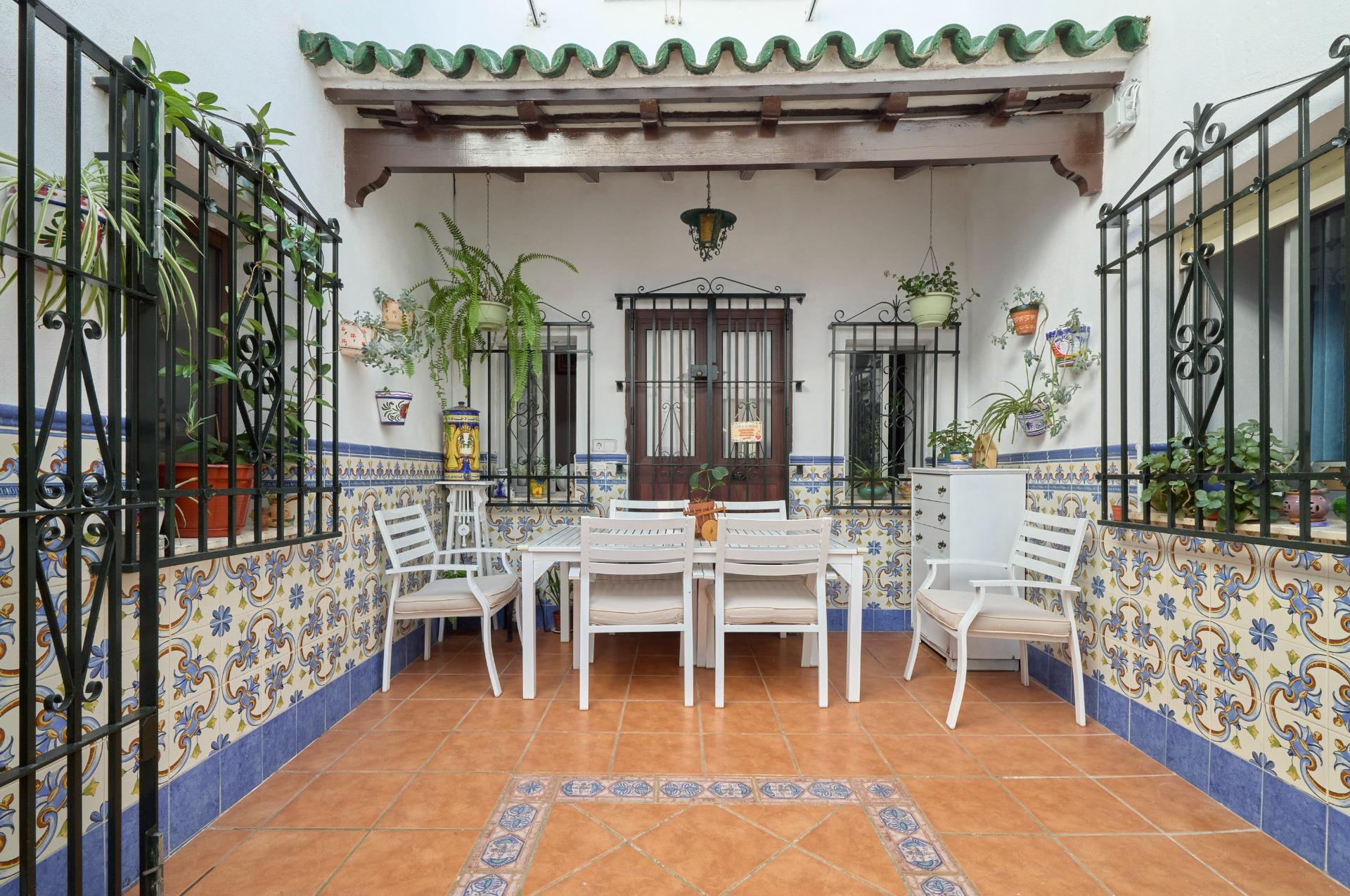 EXPECTACULAR CASA A LA VENTA EN CENTRO DE JEREZ