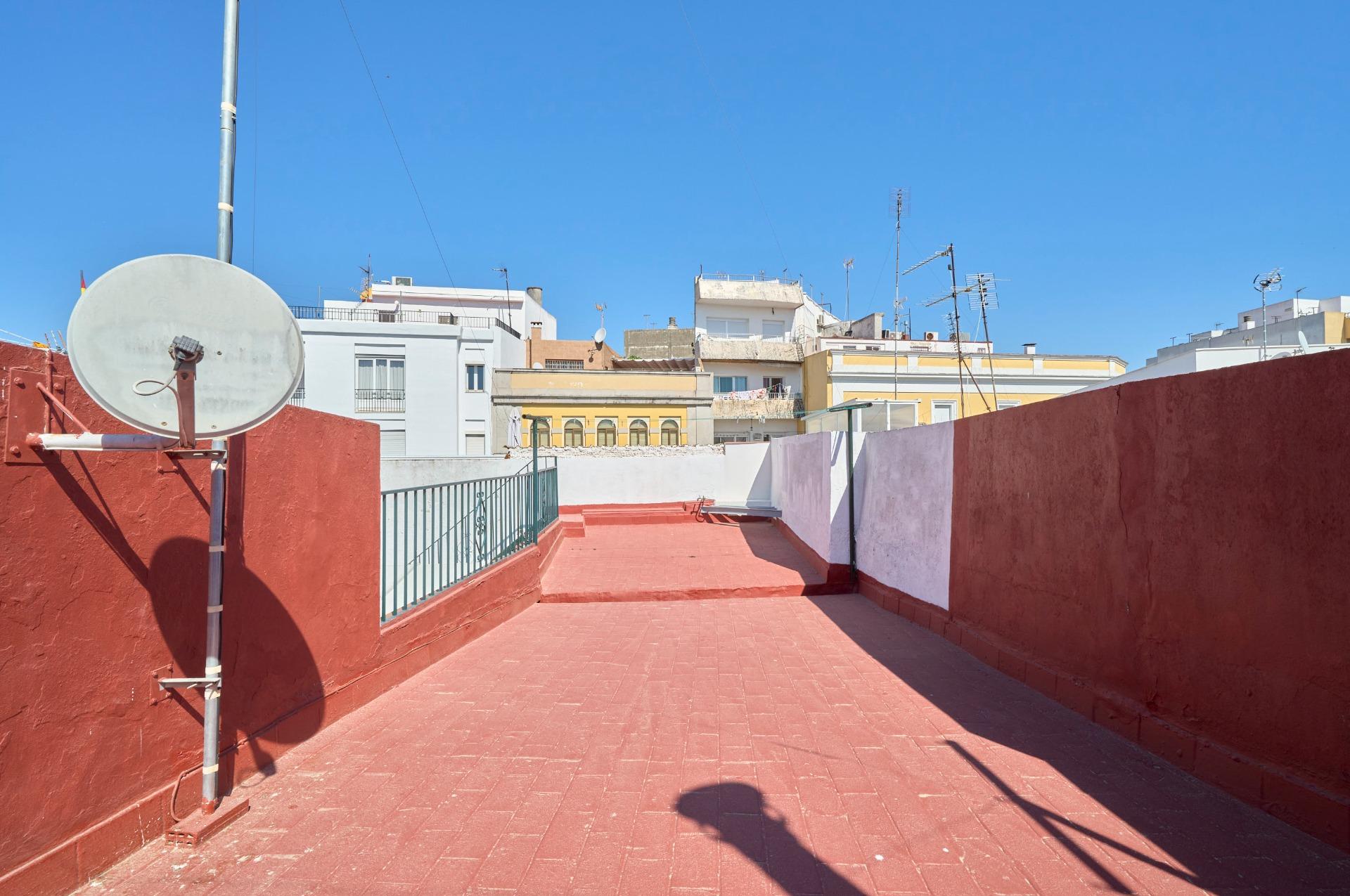 EXPECTACULAR CASA A LA VENTA EN CENTRO DE JEREZ