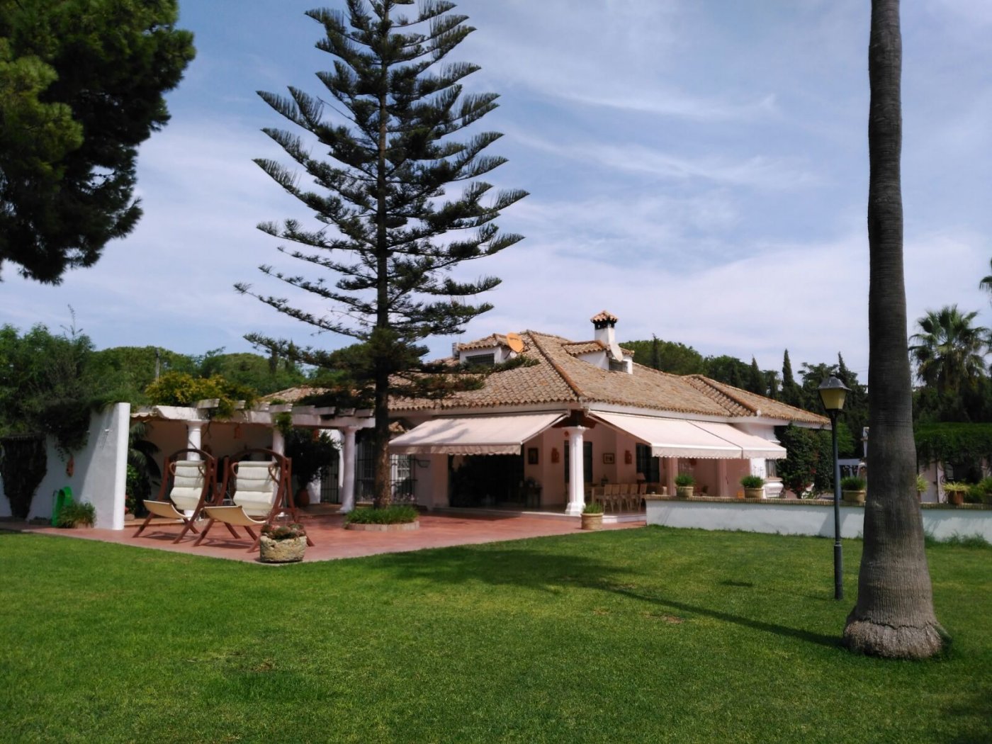 FANTÁSTICO CHALET EN LA JARA