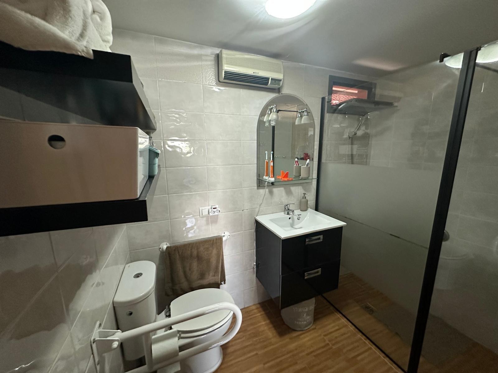 Fantástico piso en Chapín con amplio garaje (2 vehículos)