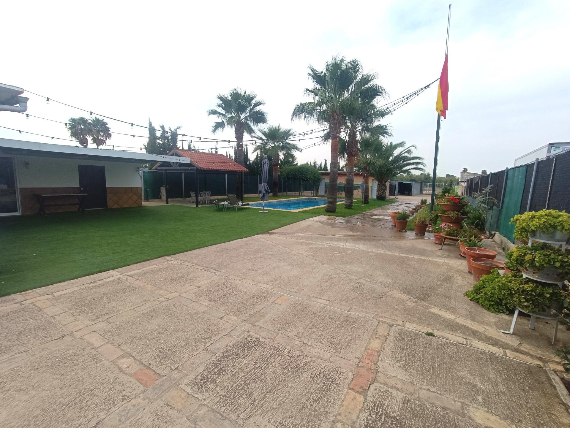 FINCA EN VENTA EN CAULINA