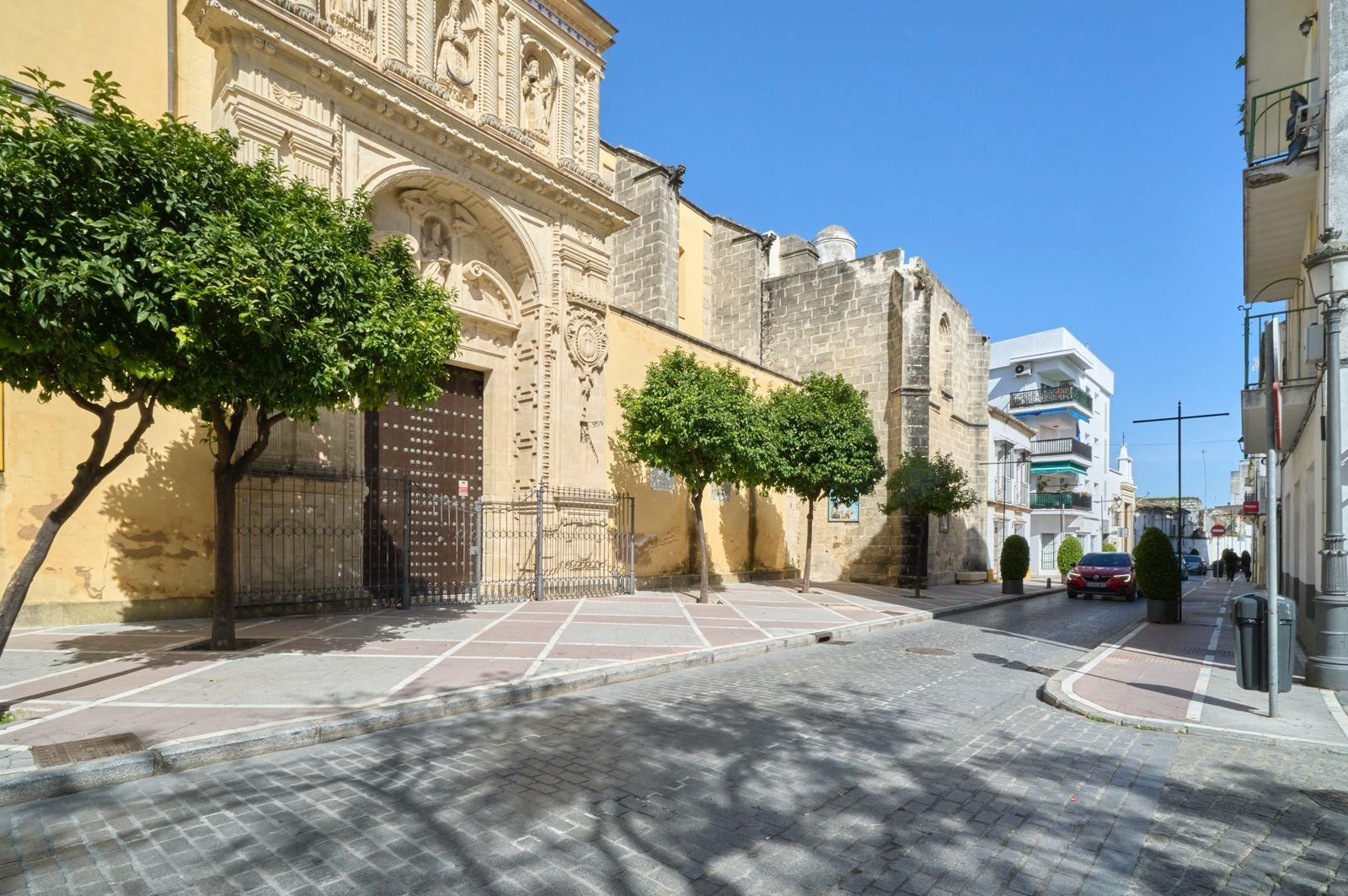 MAGNIFICO ATICO EN EL CENTRO DE JEREZ