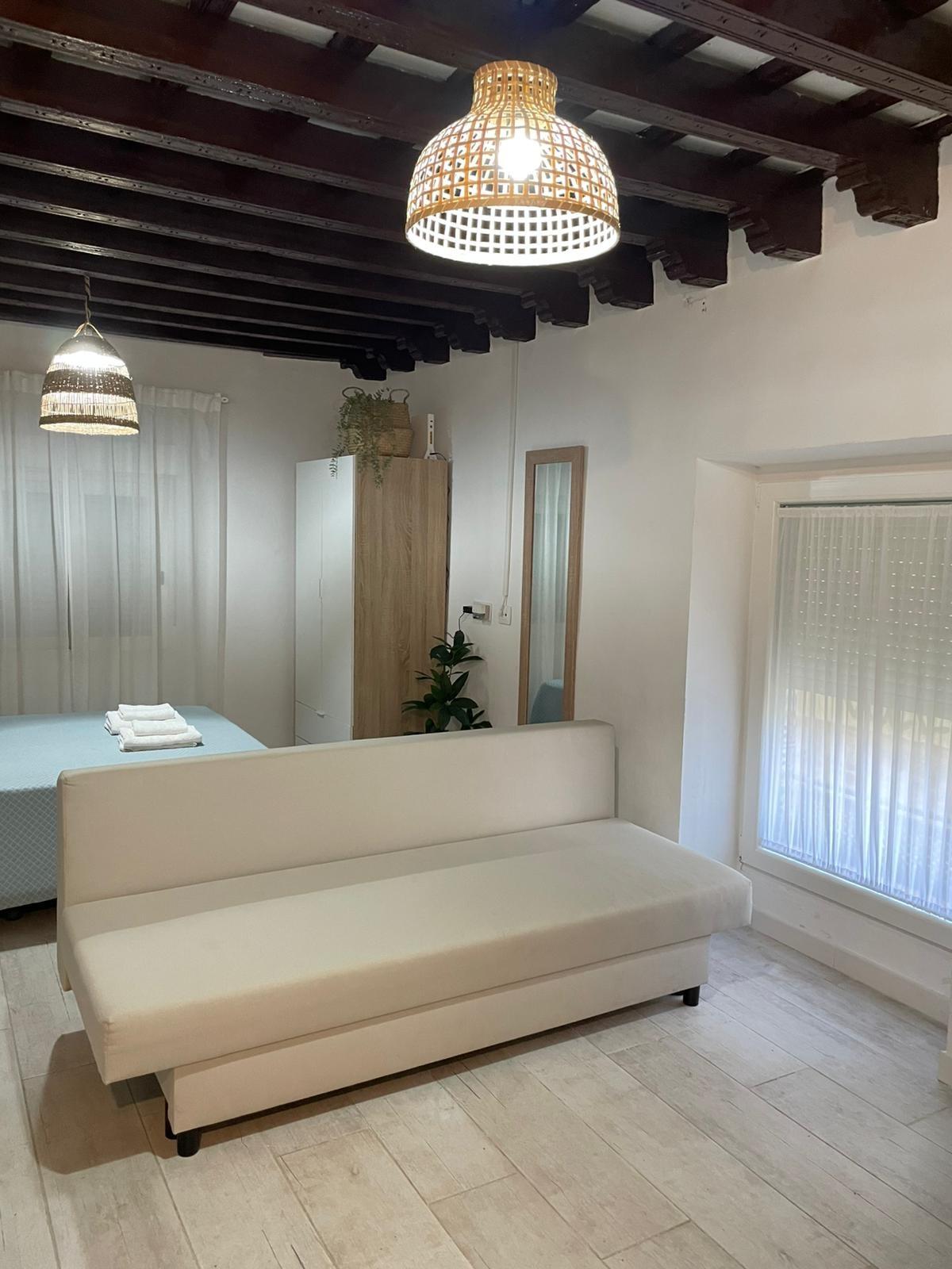 Oportunidad Única en el Corazón de Jerez: Propiedad con Licencia Turística 🏡✨