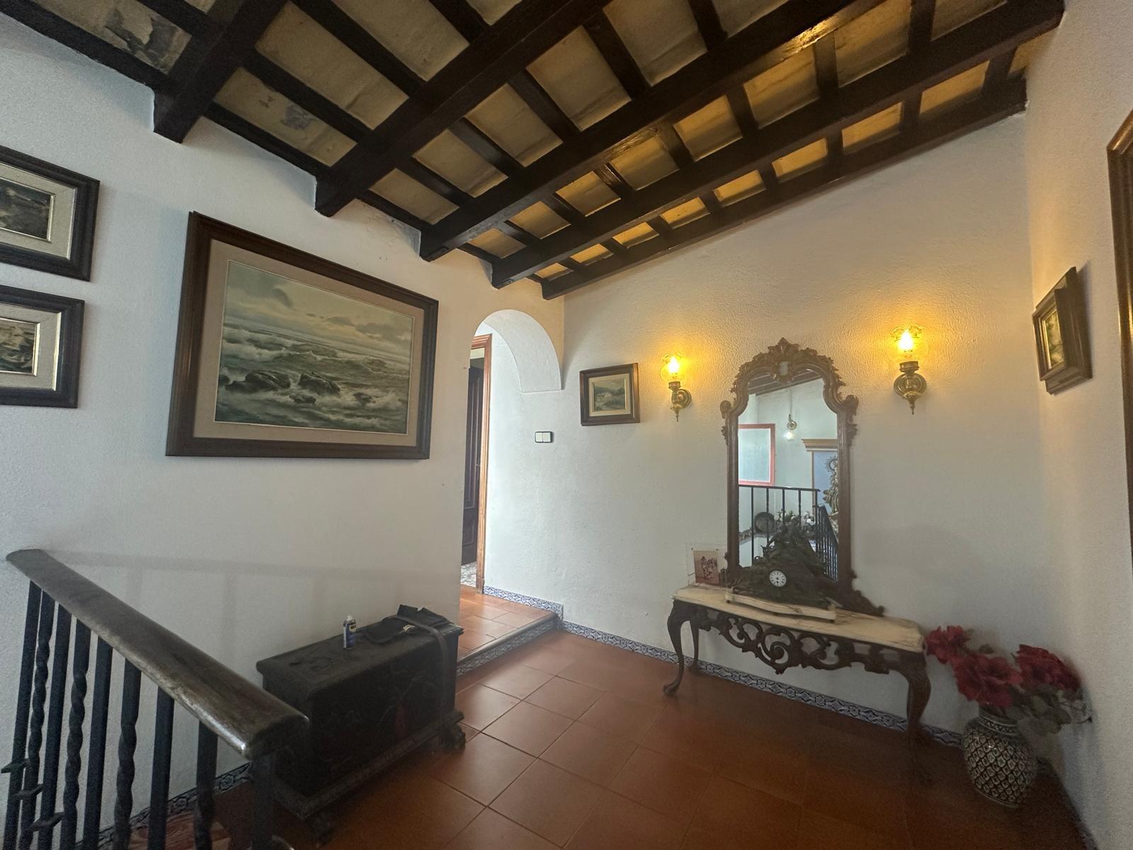 Oportunidad Única en Jerez: Casa con Nuda Propiedad