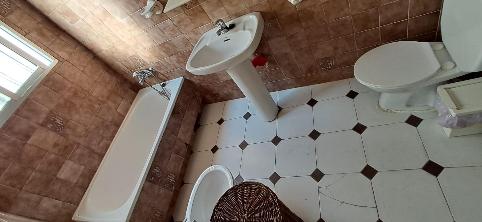 PISO CON AZOTEA PROPIA EN BORNOS