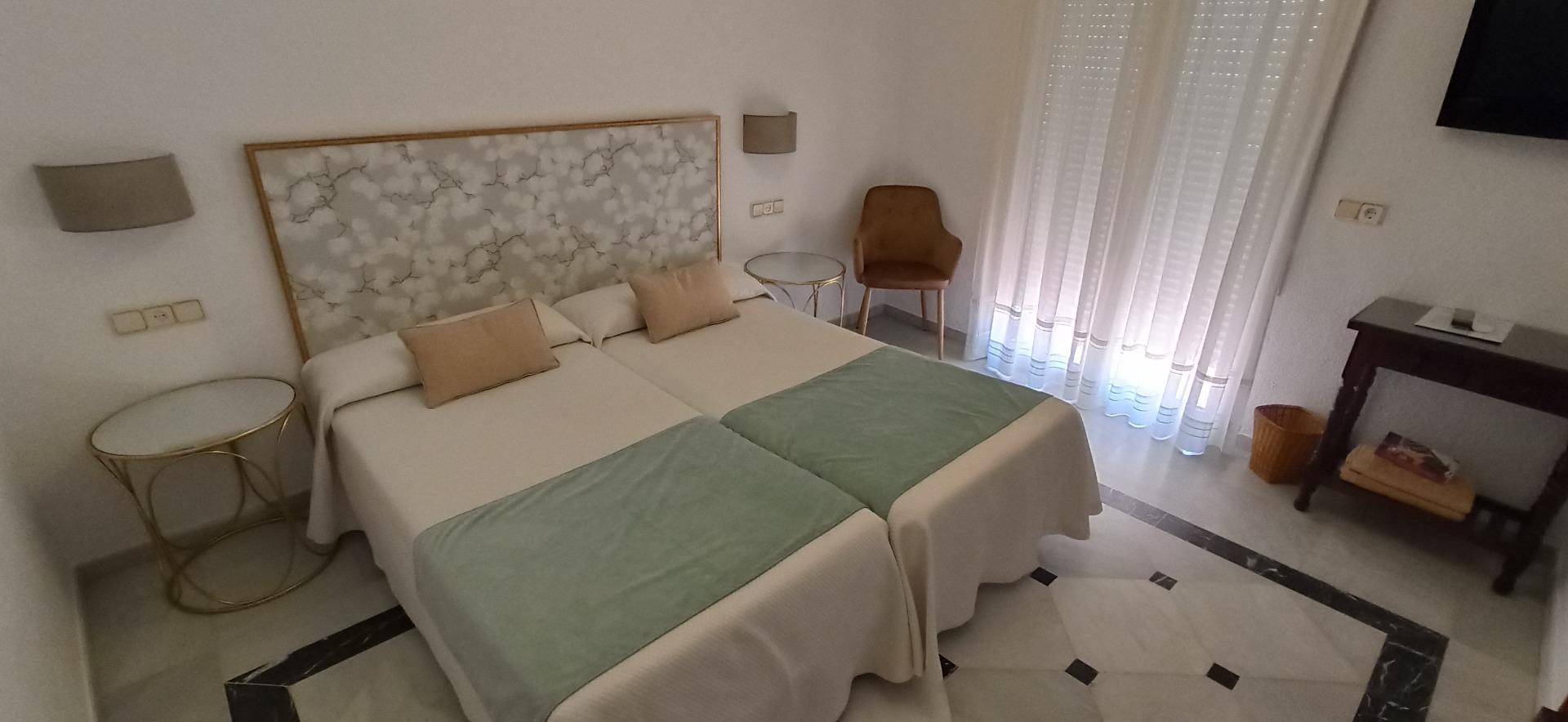 PRECIOSO HOTEL, TOTALMENTE REFORMADO EN ARCOS DE LA FRONTERA