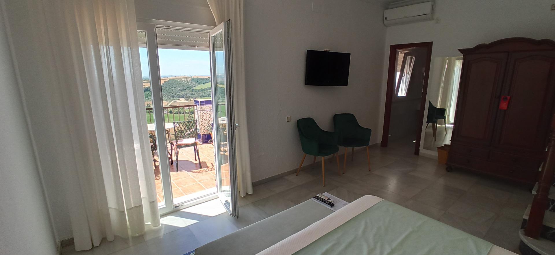 PRECIOSO HOTEL, TOTALMENTE REFORMADO EN ARCOS DE LA FRONTERA