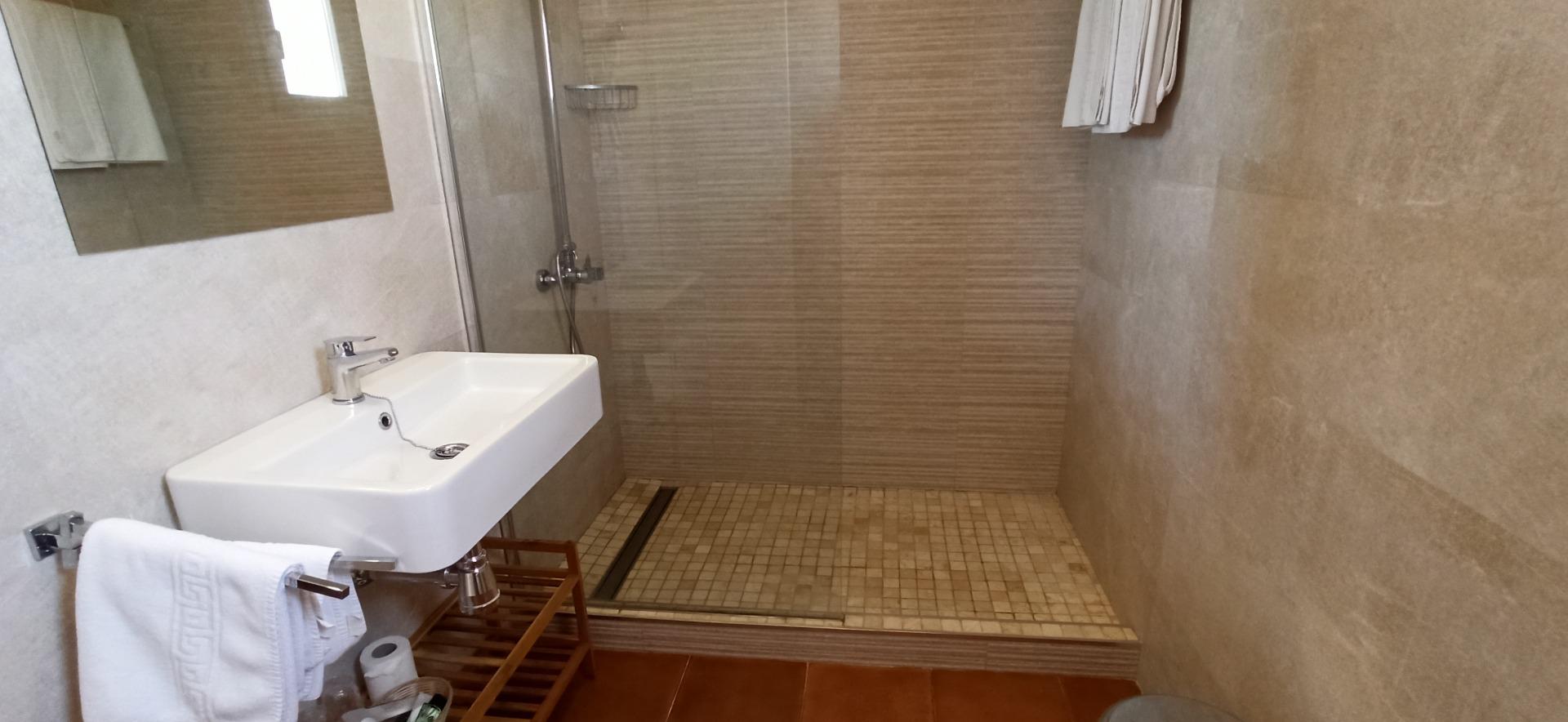 PRECIOSO HOTEL, TOTALMENTE REFORMADO EN ARCOS DE LA FRONTERA