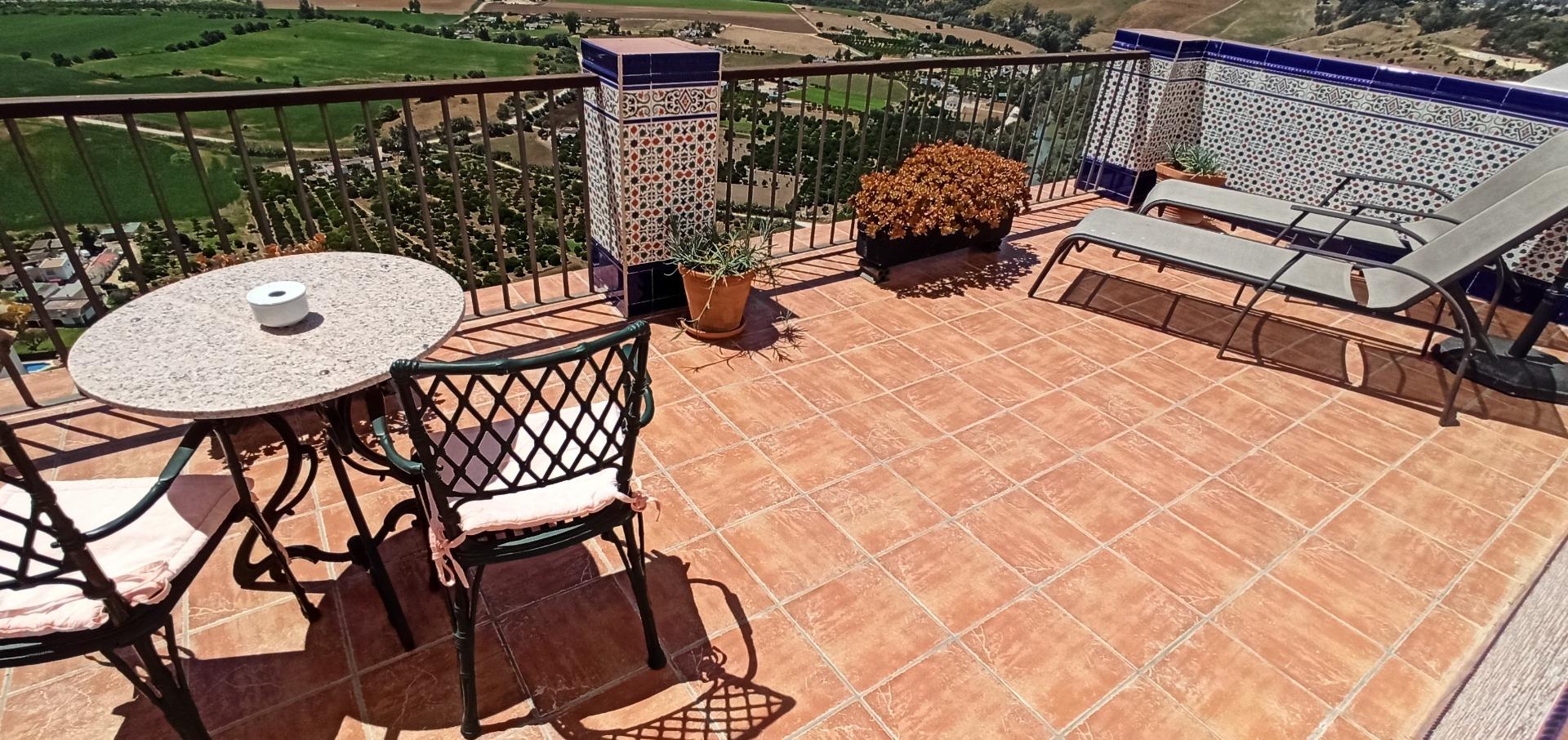 PRECIOSO HOTEL, TOTALMENTE REFORMADO EN ARCOS DE LA FRONTERA