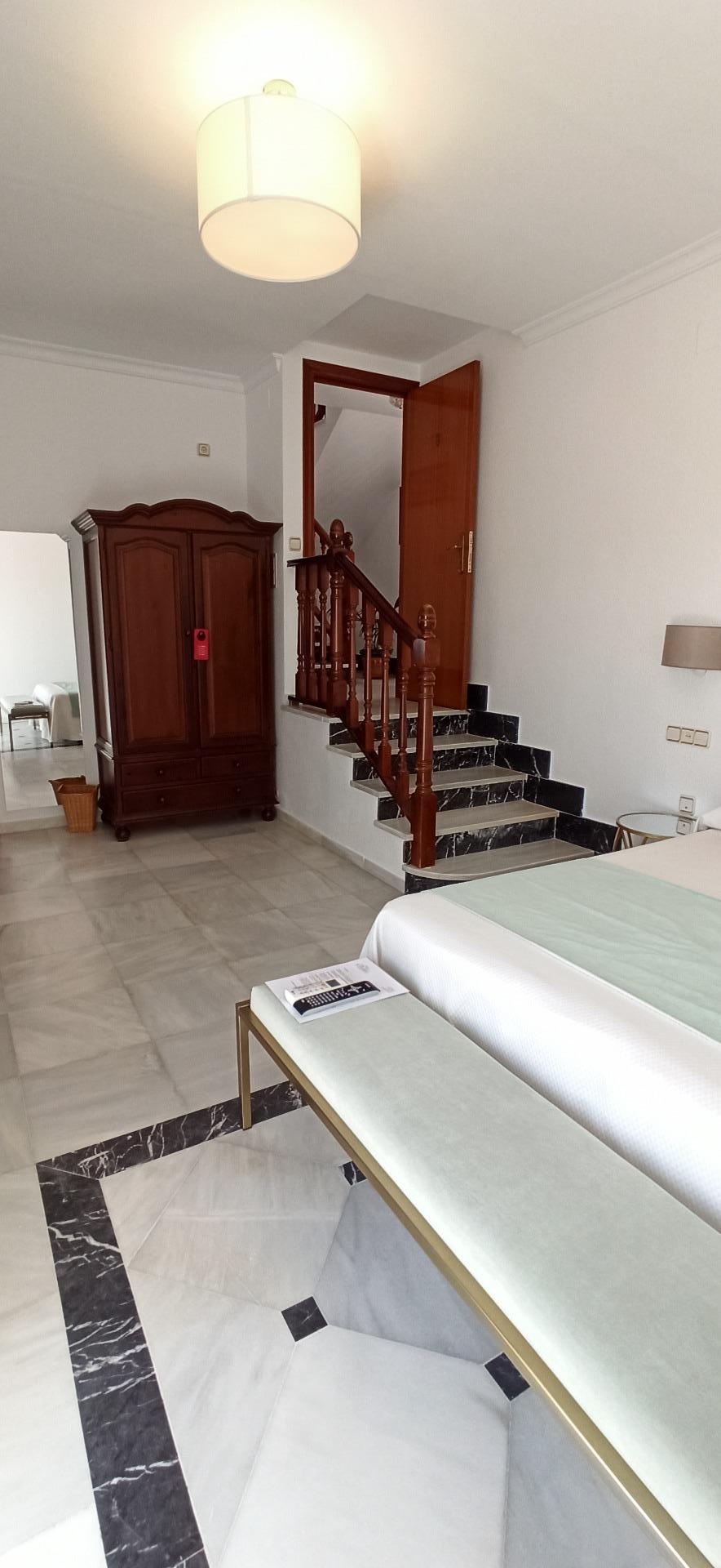 PRECIOSO HOTEL, TOTALMENTE REFORMADO EN ARCOS DE LA FRONTERA