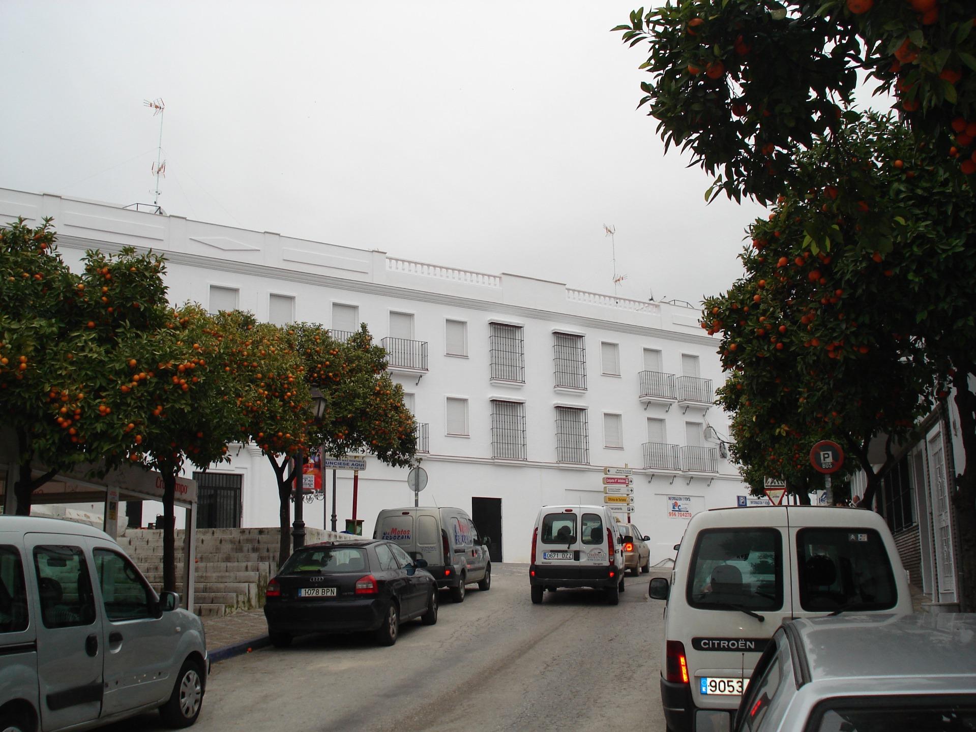 SE ALQUILA GARAJE EN CALLE MUÑOZ VAZQUEZ EN ARCOS