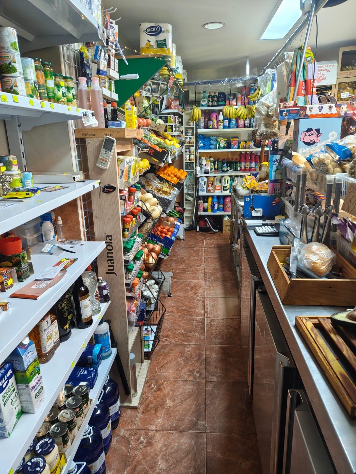 SE VENDE NEGOCIO EN URBANIZACIÓN